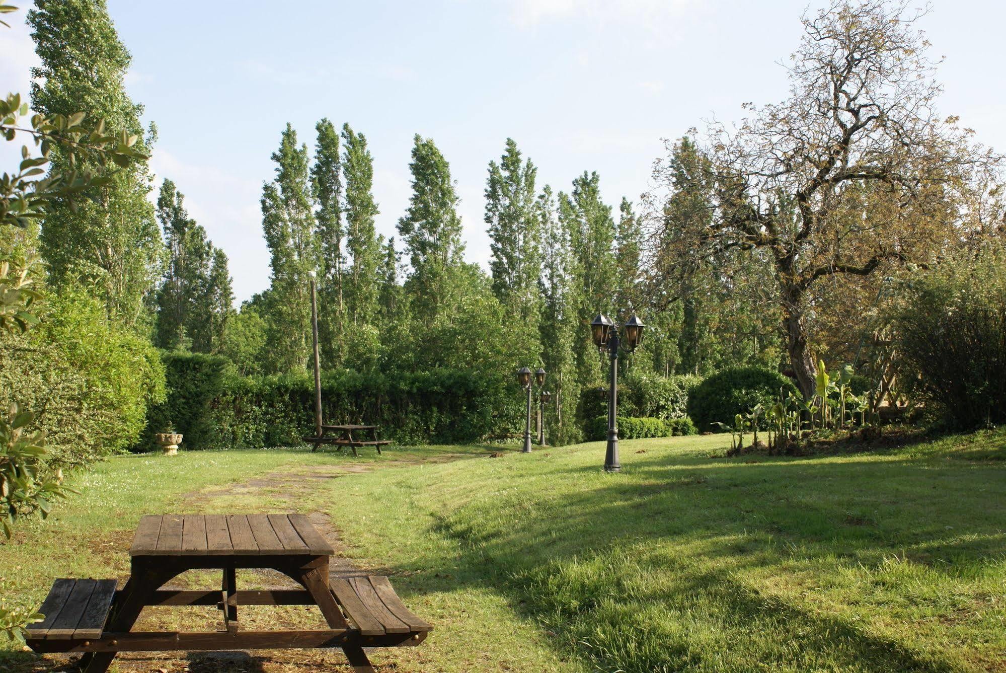 Hotel Restaurant La Verperie Sarlat-la-Canéda Kültér fotó